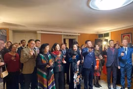 Vietnamitas en Suecia y Letonia se reúnen en ocasión del Tet