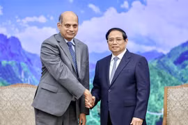 Vietnam da la bienvenida a inversión en industria de semiconductores