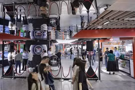 Singapur implementa robots de inteligencia artificial para el comercio minorista