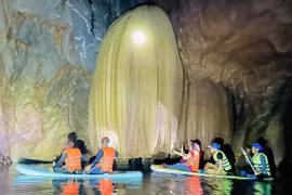 Quang Binh recibe alrededor de 115 mil visitantes durante el Tet