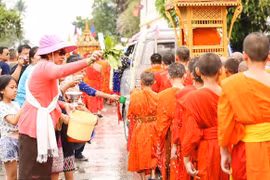 Fomentan relaciones especiales Vietnam-Laos