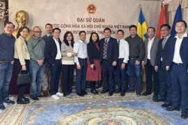 Intelectuales vietnamitas en extranjero desean contribuir más al desarrollo nacional