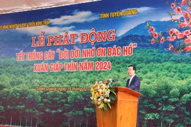 Presidente de Vietnam lanza Festival de plantación de árboles 2024