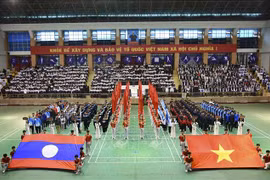 Localidades de Vietnam y Laos efectúan intercambio cultural y deportivo