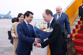 Presidente del Parlamento finlandés inicia visita oficial a Vietnam