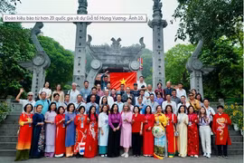 Vietnamitas en ultramar regresan a casa para conmemorar a fundadores de la nación