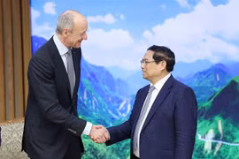 Premier vietnamita recibe a presidente del grupo alemán Siemens