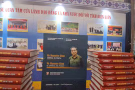 Presentan libros publicados para conmemorar 70º aniversario de victoria Dien Bien Phu