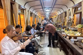  Tren nocturno, nuevo producto turístico en ciudad vietnamita 