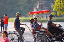 Número de turistas internacionales a Vietnam aumenta 72%