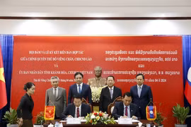 Localidades vietnamita y laosiana impulsan cooperación