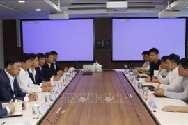 Vietnam y Singapur promueven conexión de datos poblacionales