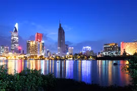 Ciudad Ho Chi Minh recibe más de cinco millones 200 mil visitantes extranjeros este año