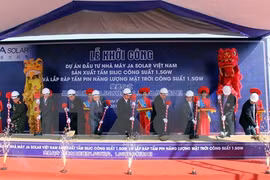 Empresa hongkonguense invierte en fabricación de paneles solares en Vietnam
