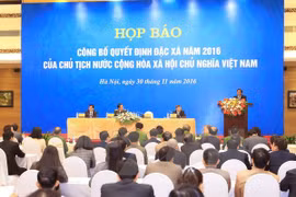 Vietnam concede amnistía a más de cuatro mil presos