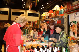 Activo Vietnam en feria caritativa en República Checa
