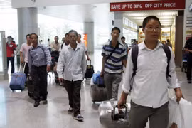 Analizan medidas de asistencias para vietnamitas que laboran en exterior