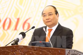 Premier vietnamita pide fortalecer evaluación de proyectos legales 