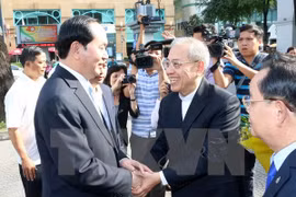 Presidente vietnamita felicita a comunidad católica y protestante por Navidad 