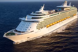 Arriban más de 16 mil turistas extranjeros a Vietnam por cruceros en noviembre