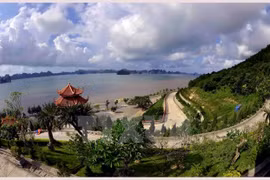 Bai Tu Long, la bahía intocada encantadora en el norte de Vietnam