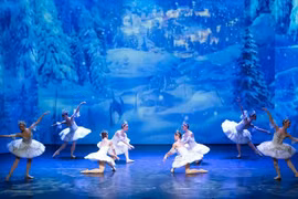 Bailarines rusos presentarán obra clásica “El cascanueces” en Vietnam 