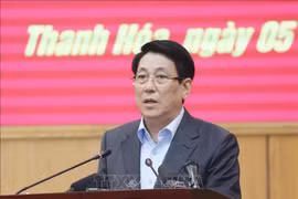 El presidente de Vietnam, Luong Cuong, habla en la reunión. (Fuente: VNA)