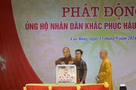 El Comité Central del Frente de la Patria de Vietnam lanza campaña de apoyo a las víctimas afectadas del tifón Yagi. (Fuente: VNA)