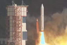 Vietnam por operar satélites eficazmente para desarrollo socioeconómico
