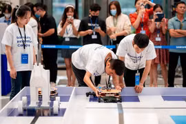 Más de seis mil estudiantes vietnamitas recibe capacitación de Samsung