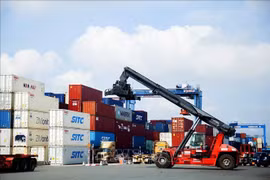 Vietnam alcanza superávit comercial multimillonario en enero de 2023