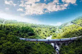 Los viajes en tren se están convirtiendo en una nueva tendencia de viajes de turistas nacionales y extranjeros. (Foto: TITC)