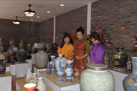 Hanoi promueve ventajas de aldeas de oficios