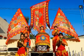 Los bailarines del dragón amplían sus ambiciones en Vietnam