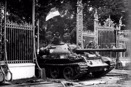 Ofensiva general y levantamiento de la primavera de 1975: Hito brillante de la historia nacional 