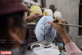 Lámparas de cerámicas Bat Trang 