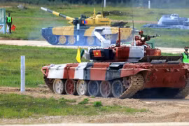 Equipo de tanques del Ejército Popular de Vietnam compite en Army Games 2021