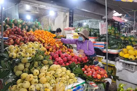 Los precios del mercado interno se mantienen básicamente estables en los primeros cinco meses de 2024, según el Ministerio de Finanzas. (Foto: VNA)