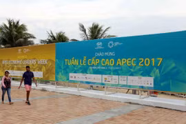 Representantes y corresponsales internacionales destacan preparativos de Vietnam para APEC 2017