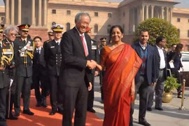 Singapur e India firman un pacto naval