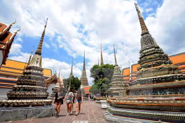 Tailandia reporta leve aumento de cantidad de viajeros foráneos en mayo