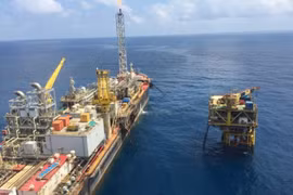Grupo petrolero de Vietnam sobrecumple metas de explotación de crudo 