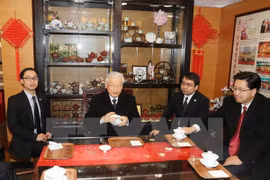 Secretario general del PCV visita provincia china de Zhejiang