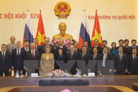Presidenta de Senado ruso concluye visita a Vietnam 