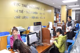 Vietnam impulsa renovación en procedimientos de pago de impuestos