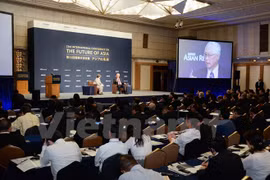 Líderes de grandes empresas debaten futuro económico de Asia