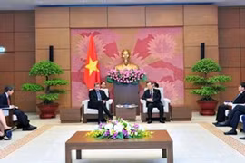 Vicepresidente del Parlamento de Vietnam recibe a vicepresidente de Exxon Mobil