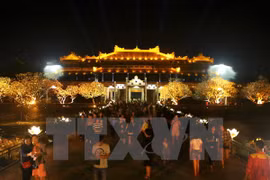 Alud de turistas a ciudadela imperial de Hue en asueto por Día Nacional