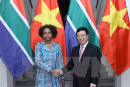 Vietnam y Sudáfrica buscan estrechar lazos multifacéticos