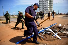 Cuba superará daños de Irma con fuerza de unidad, afirma dirigente vietnamita